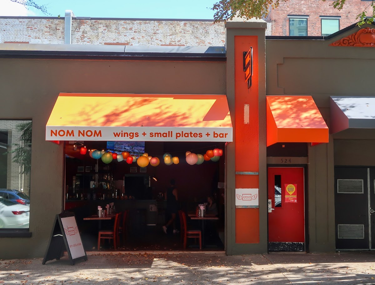 Nom Nom Asian Tapas And Bar